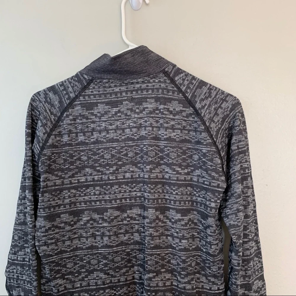 Lululemon 1/4 zip pullover